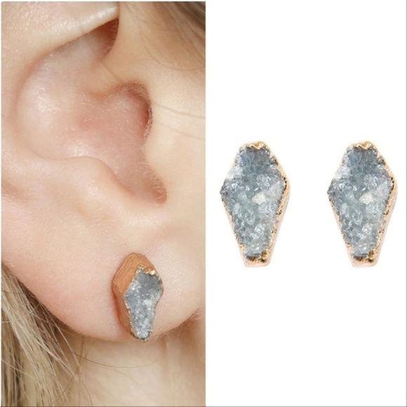 DRUZY STUD EARRINGS - Picture 2 of 3